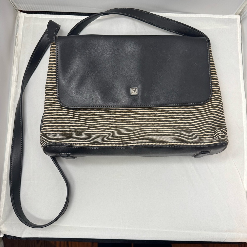 Liz Claiborne Black and Tan Crossbody Bag